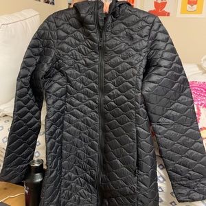 North face lightweight long puffer